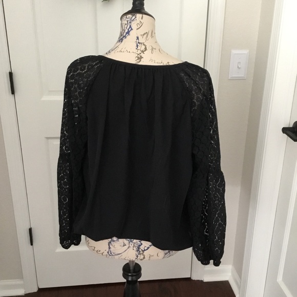 BLACK BLOUSE WITH LACE SLEEVES - Picture 3 of 3